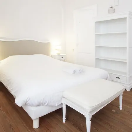 Tauzia Spacieux 3 Apartamento *